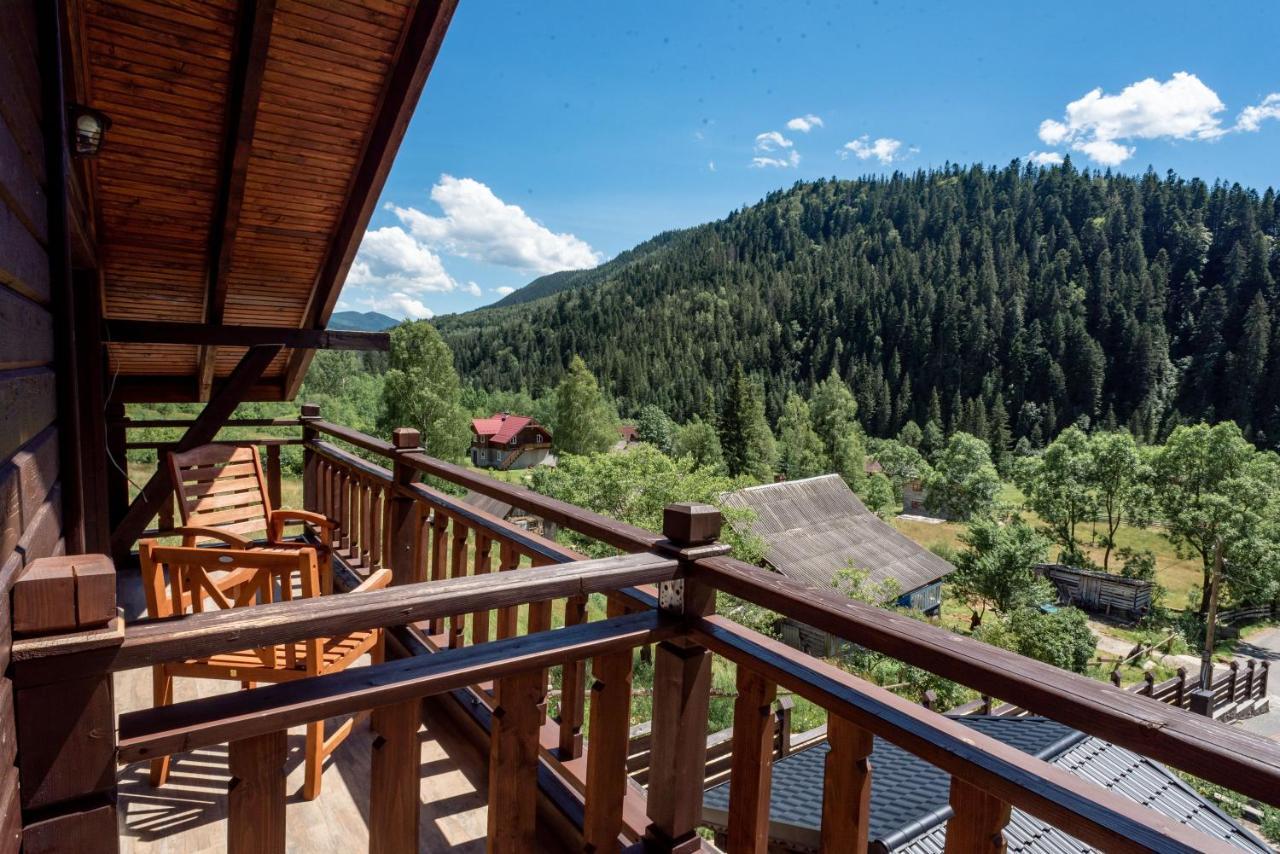 Residence Chalet & Nesh Tatariv Bagian luar foto
